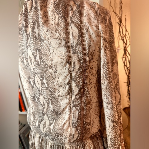 Banana Republic Sheer Snake Skin Print Mini With Tassels Festivals Girlcore Sexy - Picture 6 of 12